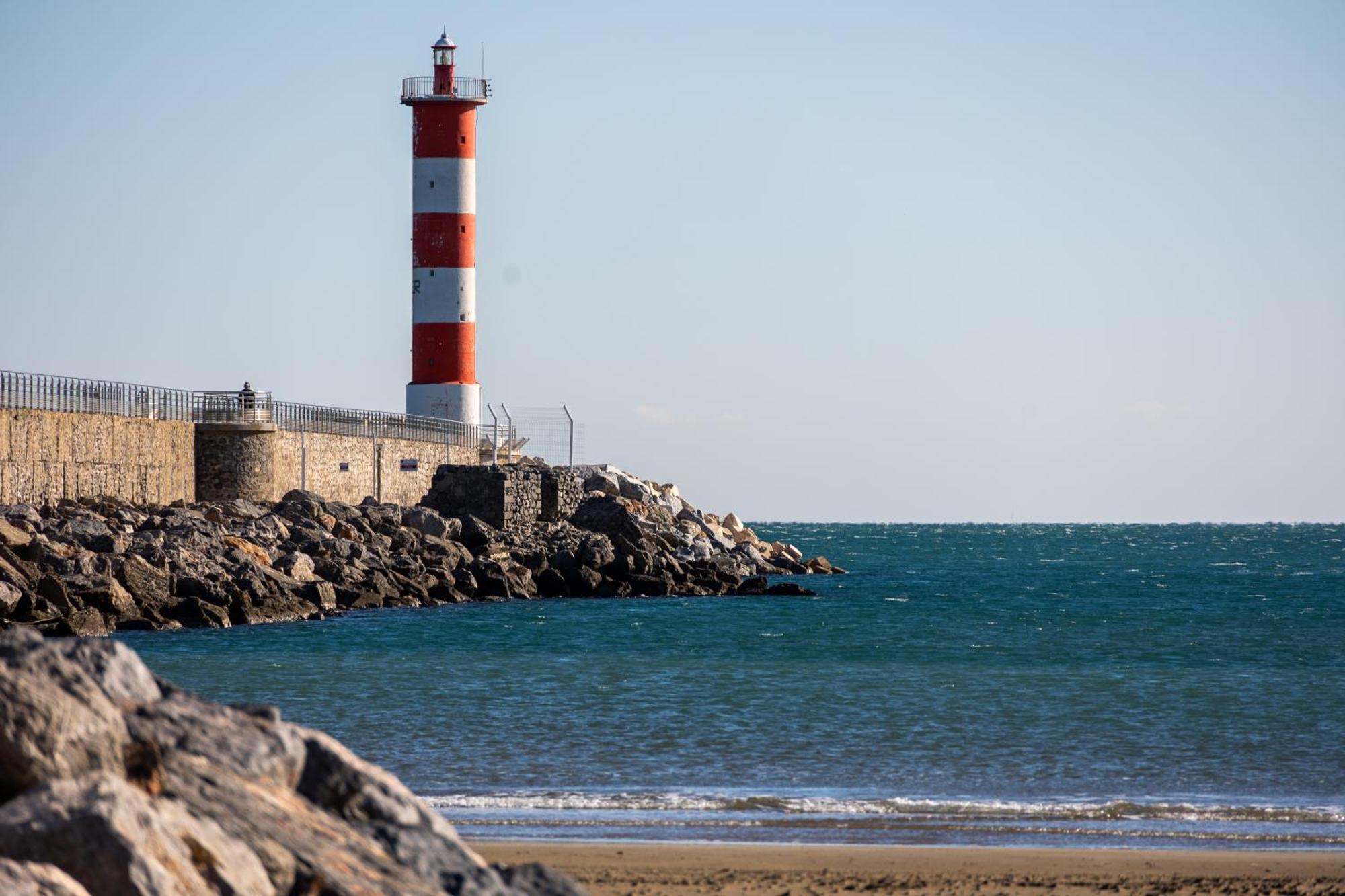 Logis Hotel & Restaurant Mediterranee Port-la-Nouvelle Bagian luar foto